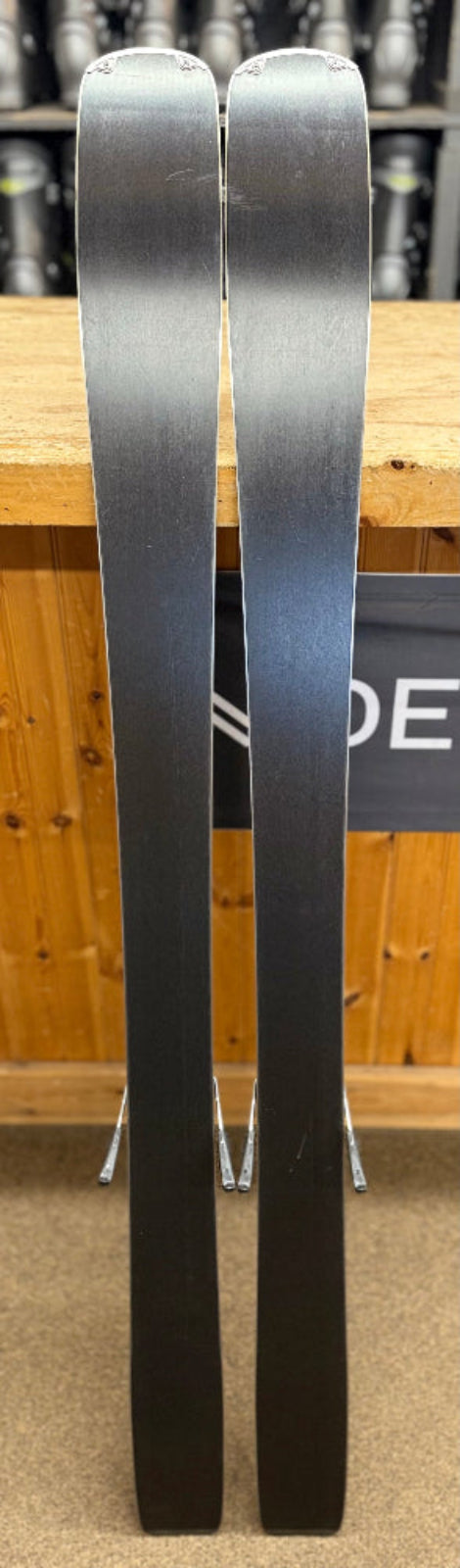 Elan Ripstick W 88 Demo Skis 147 cm