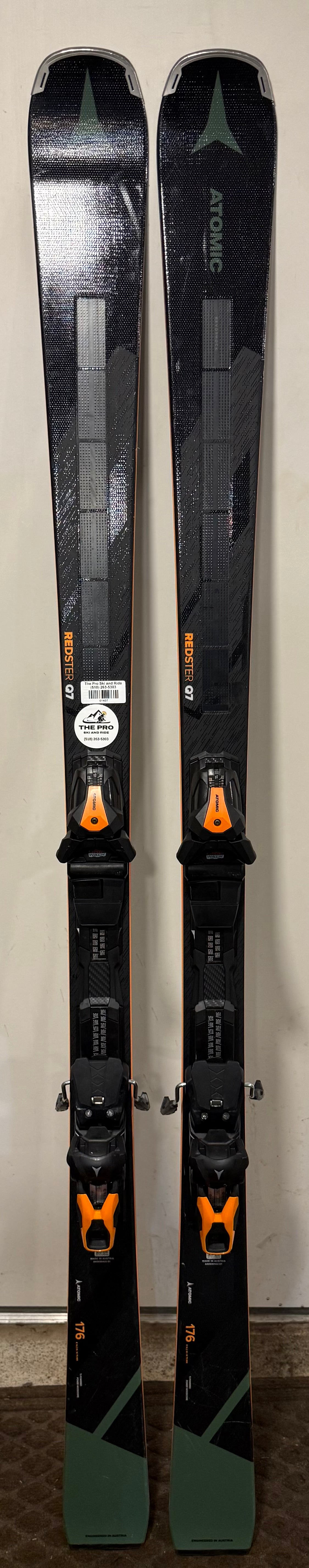 Atomic Redster Revoshock Q7  Demo Skis - 176 cm
