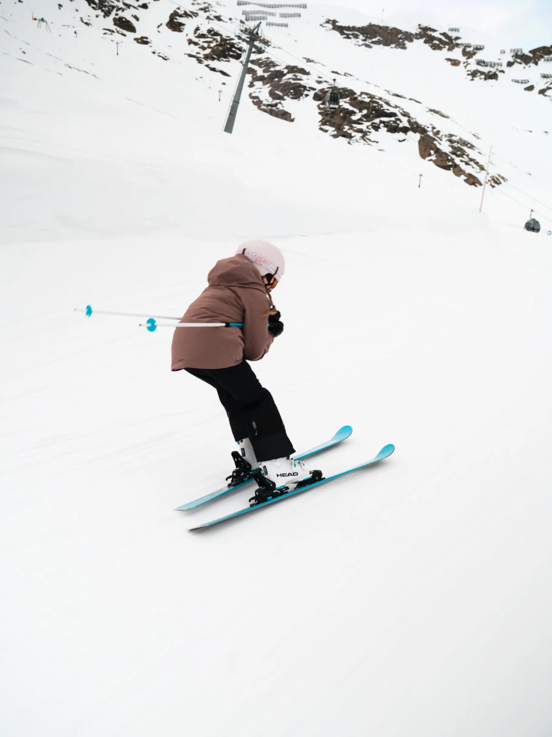 Head Worldcup e.Race Team Junior Race Skis 2027 On Snow