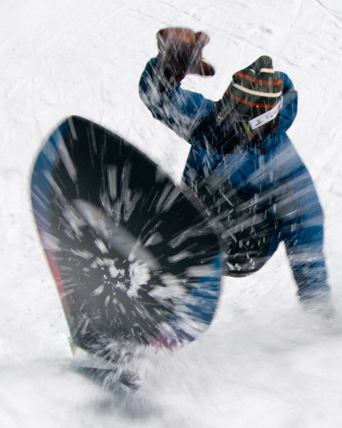Jones Men's Mountain Twin Snowboard 2027