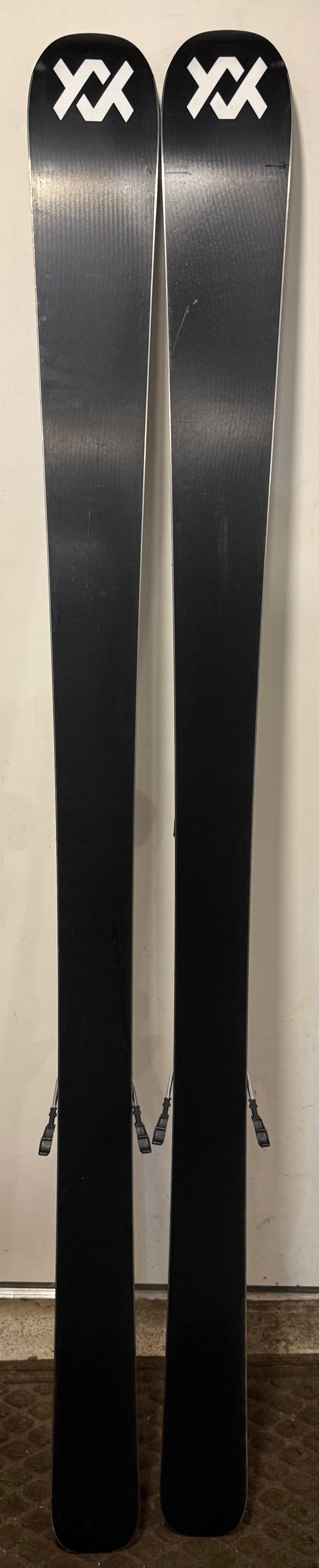 Volkl Mantra 88 Demo Skis - 177 cm